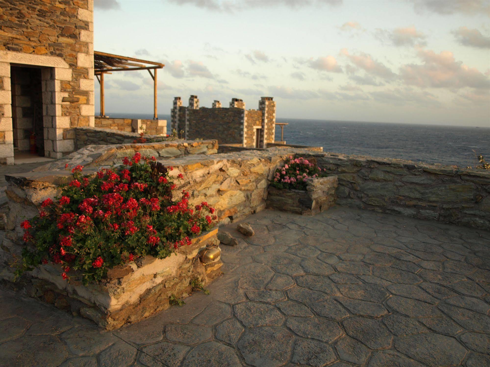 Porto Mani Suites Kyparissos  Exterior photo